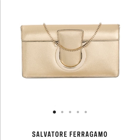NWOT SALVATORE FERRAGAMO Gancini clutch bag (Gold) - Picture 2 of 8